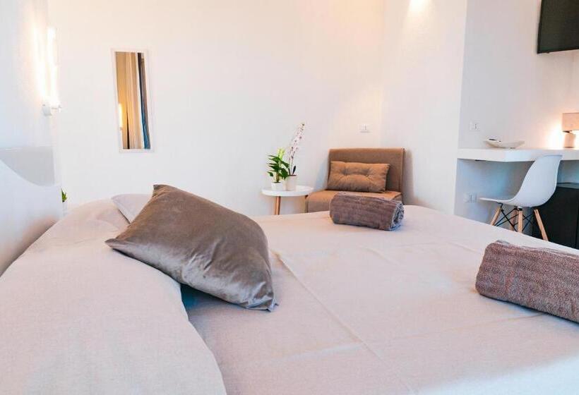 بنسيون Seaside Home