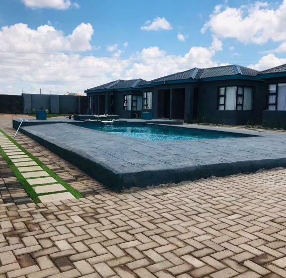 צימר Rmb Luxury Lodge