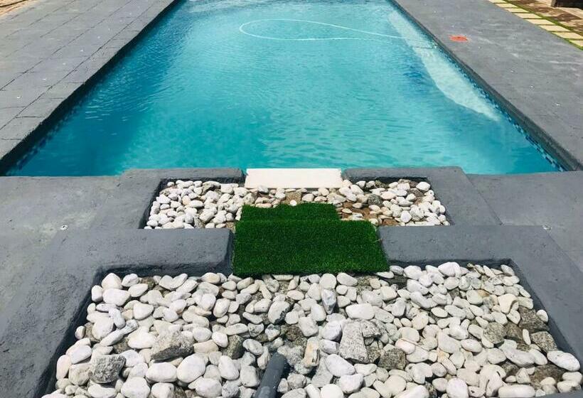 צימר Rmb Luxury Lodge