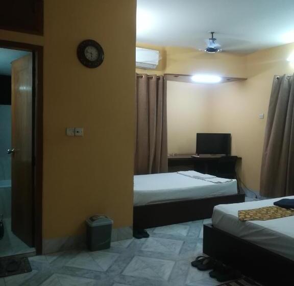 هتل کپسول Maple Crest Service Apartment