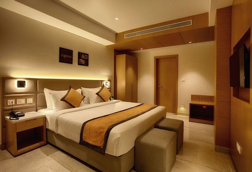 Hotelli Sunhillportico