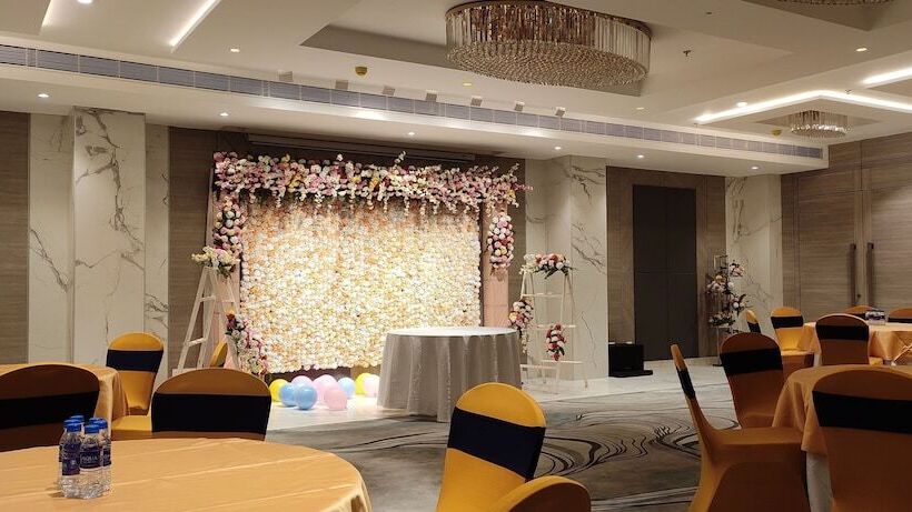 Hotelli Sunhillportico