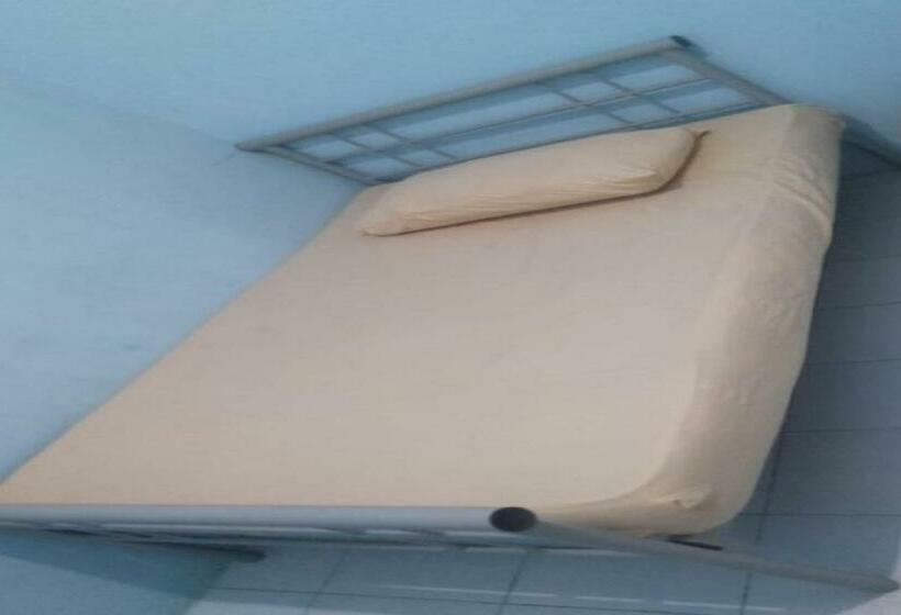 Panzió Penginapan Rotan Master