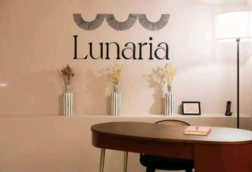 تختخواب و صبحانه Lunaria Suites   Fyodor Dostoyevsky S House