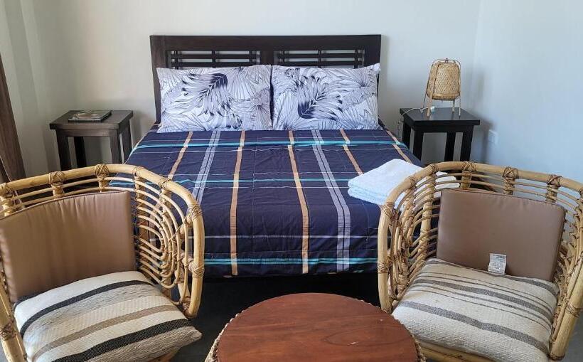 酒店 Beachfront Bed & Breakfast