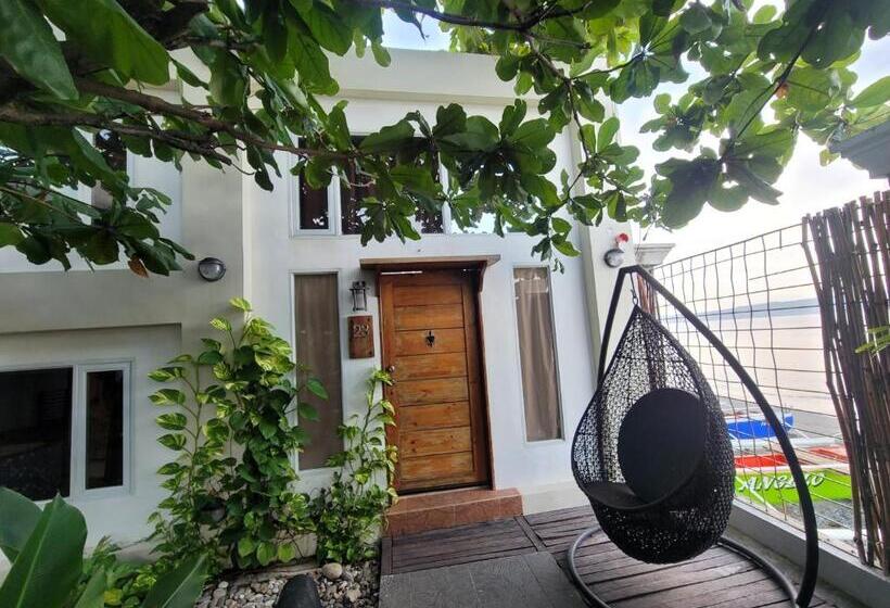 酒店 Beachfront Bed & Breakfast