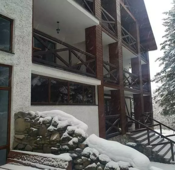 Hotelli Fortetsya Myhove