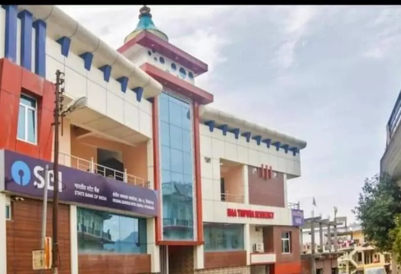 ホテル Pop 84708  Maa Tripura Residency