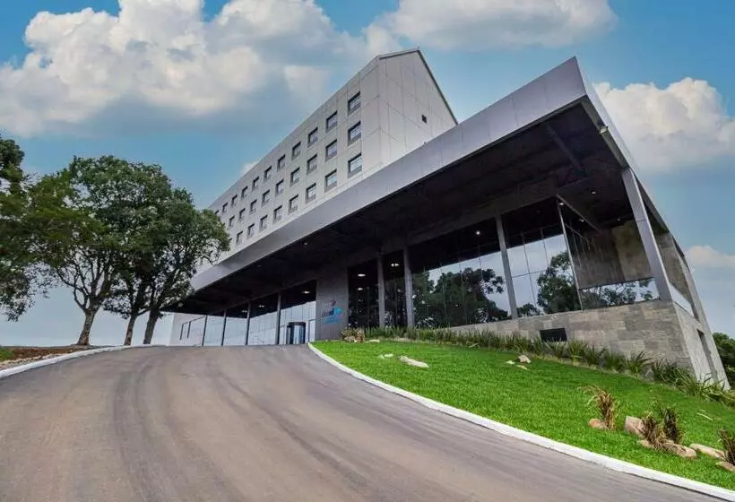ホテル Travel Inn Axten Antônio Prado