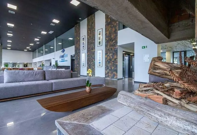 ホテル Travel Inn Axten Antônio Prado