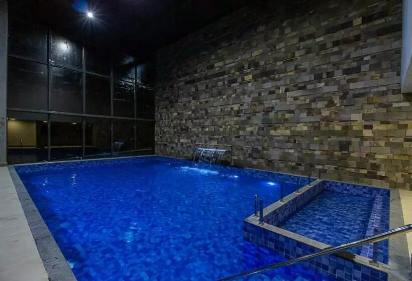 ホテル Travel Inn Axten Antônio Prado