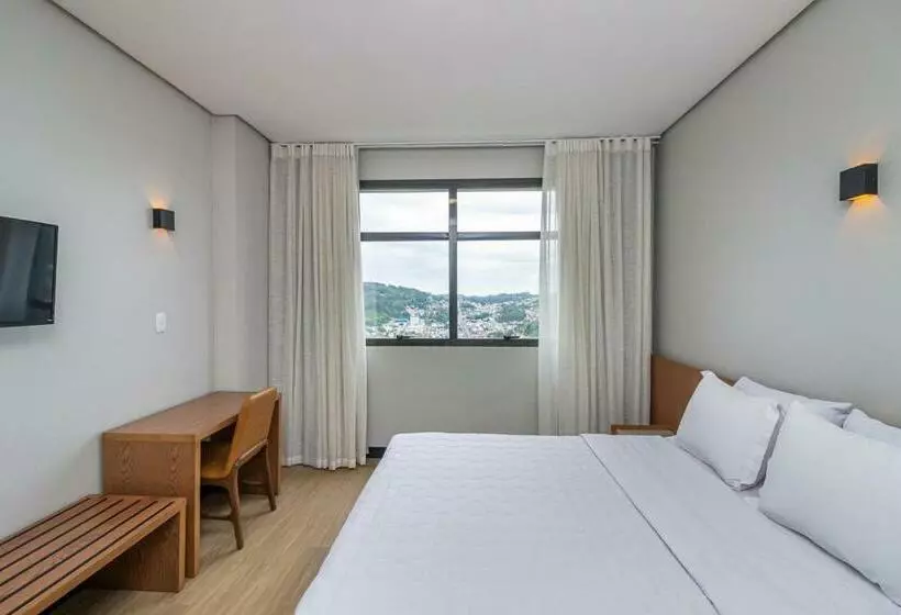 ホテル Travel Inn Axten Antônio Prado