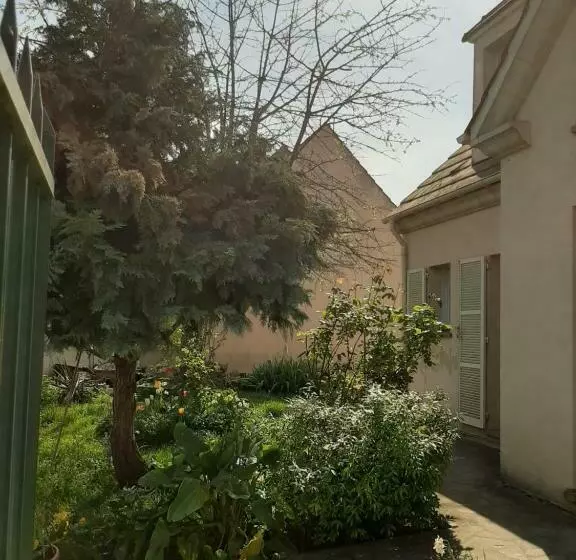 Majatalo Le Clos D Herblay Chambres D Hôtes