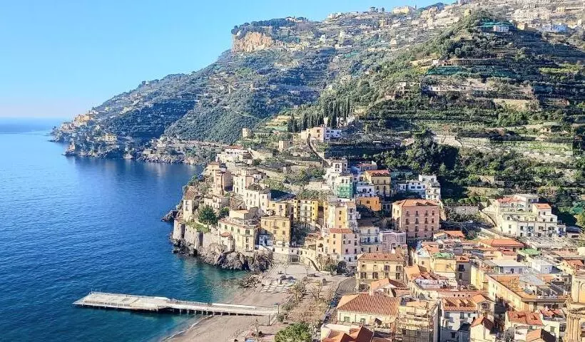 تختخواب و صبحانه Takeamalficoast Main House