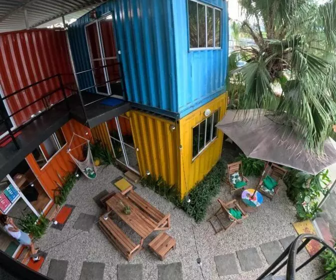 Container Hospedaria Paraty
