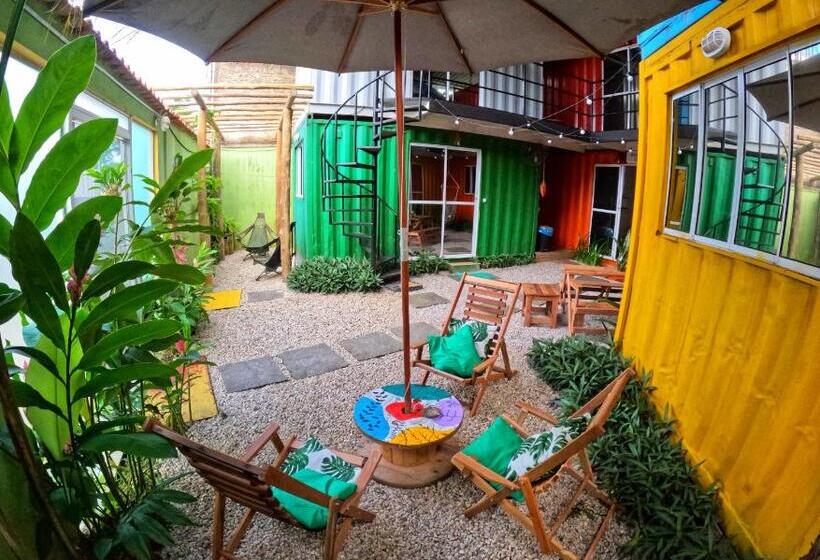 Container Hospedaria Paraty