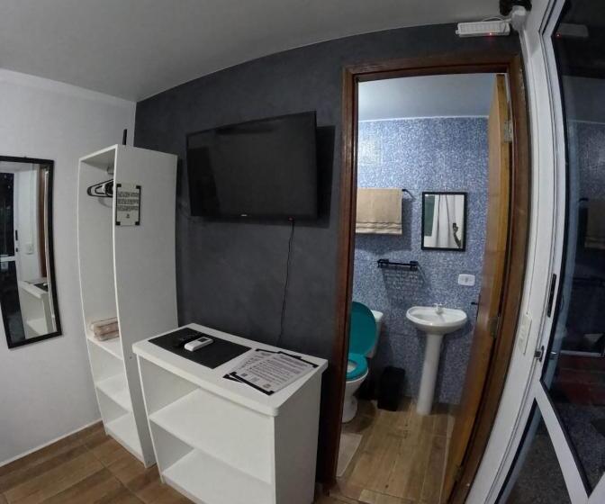 Container Hospedaria Paraty