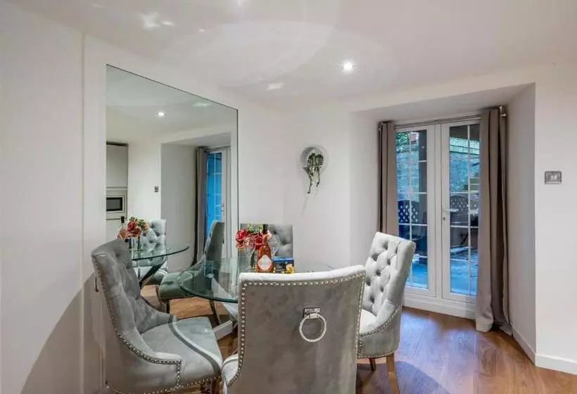 Hotelli Casa Fresa  Orchar Suites