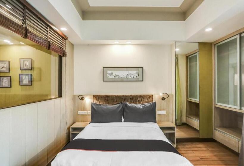 فندق Collection O Limewood Stay