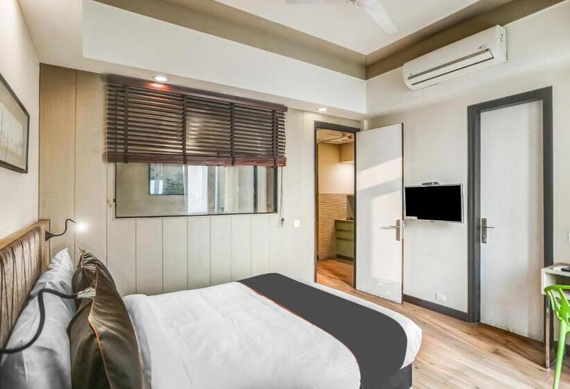 فندق Collection O Limewood Stay