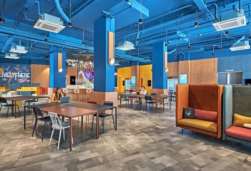 هتل Lyf Farrer Park Singapore