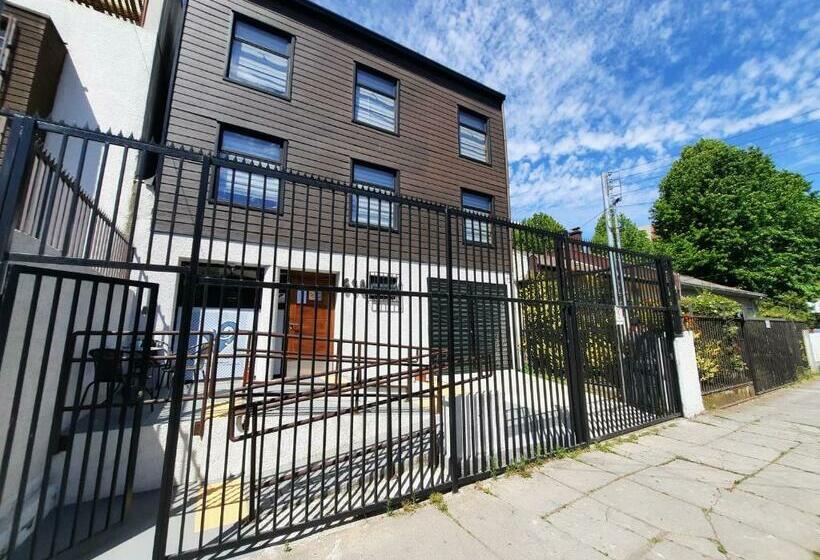 פנסיון Hostal Aries