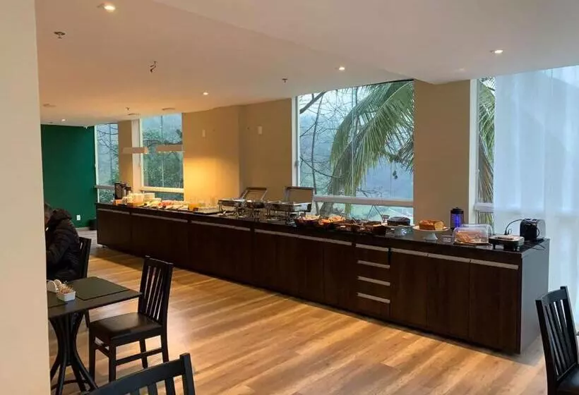 Summit Inn Hotel Barra Mansa