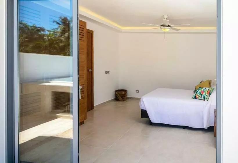 Hotelli Nicole Apart