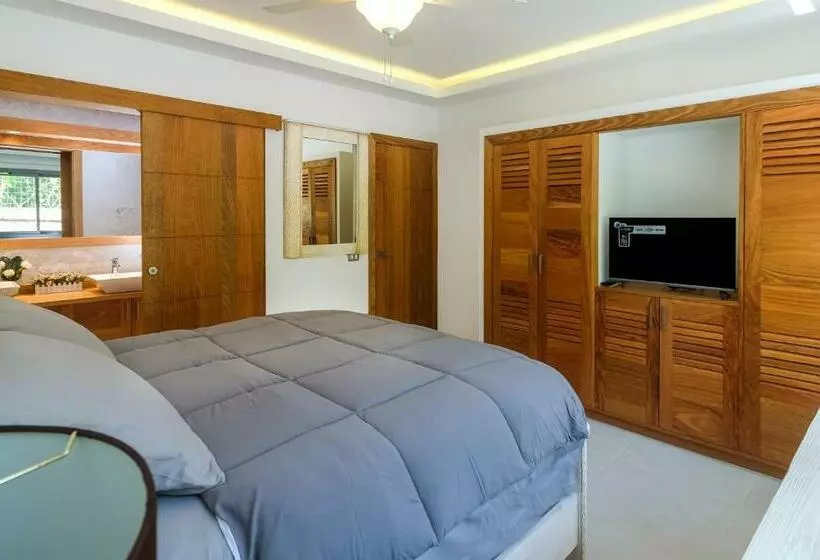 Hotelli Nicole Apart
