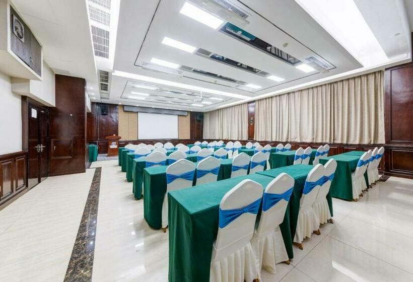 Urba Hotel Guangyuan Shurun Branch