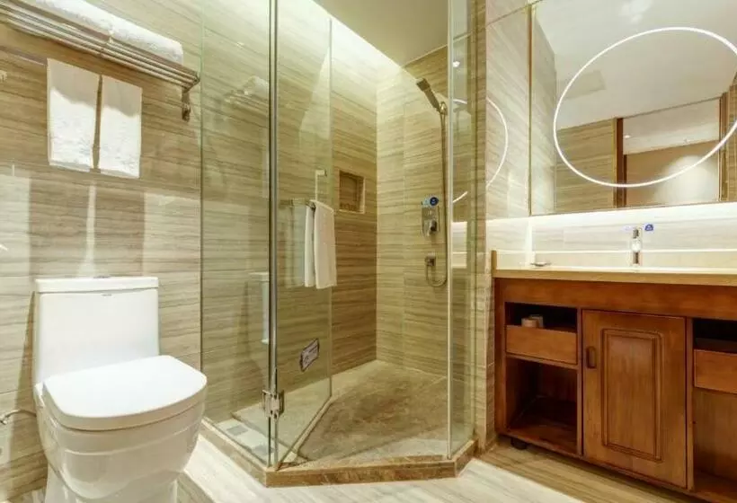 Urba Hotel Guangyuan Shurun Branch