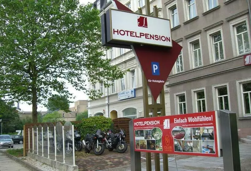 Pension Savo
