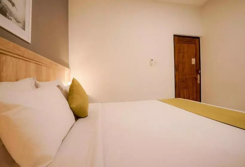 El Ora Hotel & Eatery Labuan Bajo