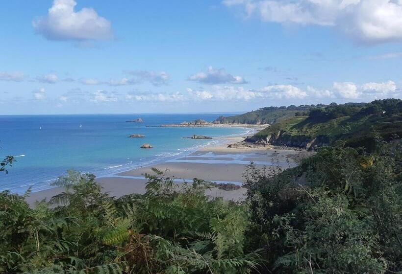 Bed & Breakfast L Arche De Kerohan