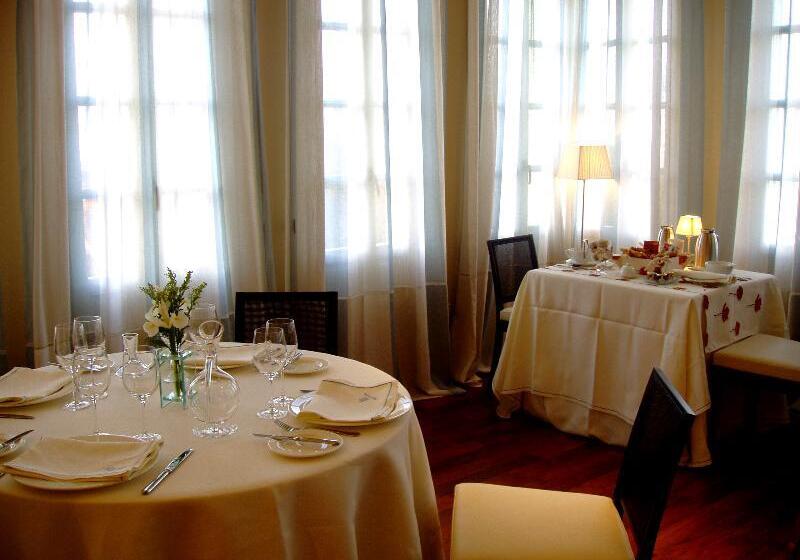 فندق Arcea Palacio de Las Nieves