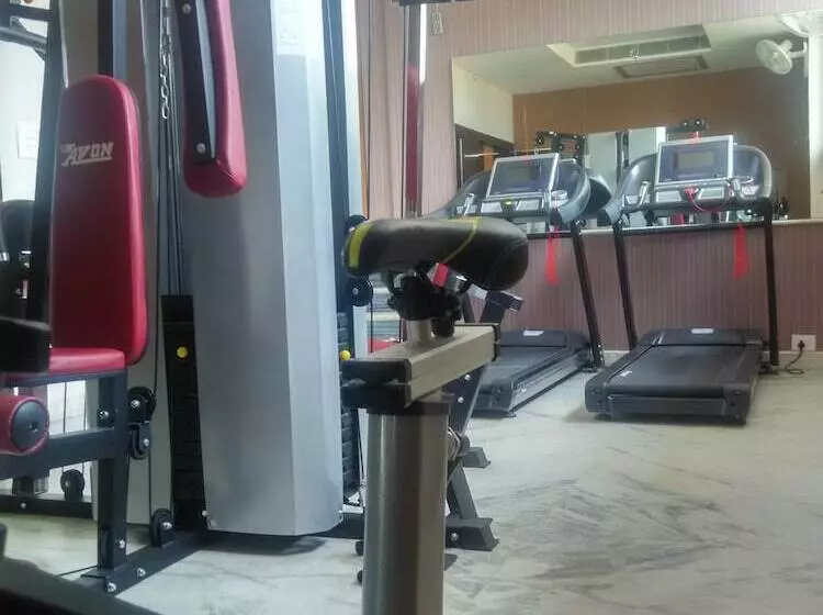 ホテル Kamlesh Continental