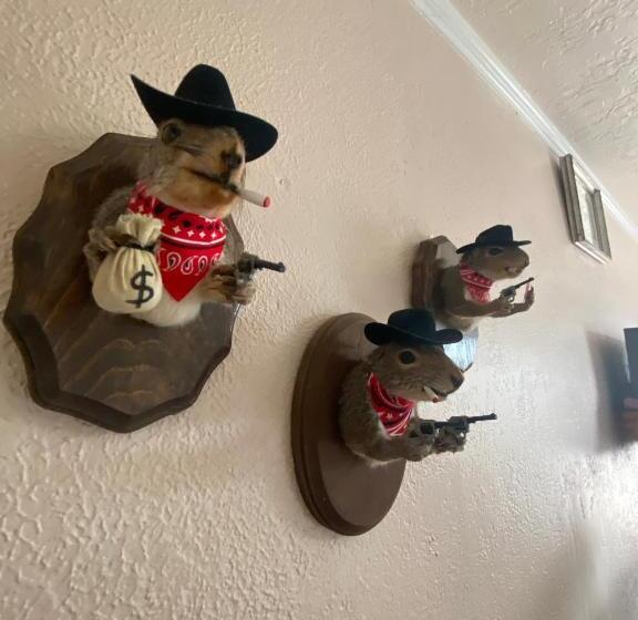 酒店 Sacajawea Inn