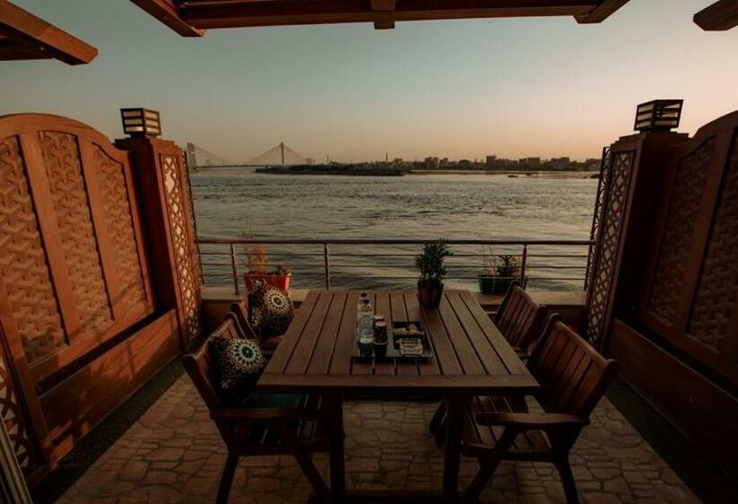 Hotel Nile Transport