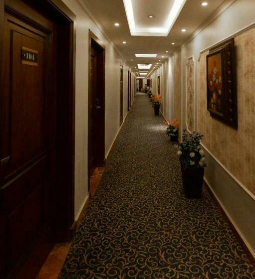 Hotel Nile Transport