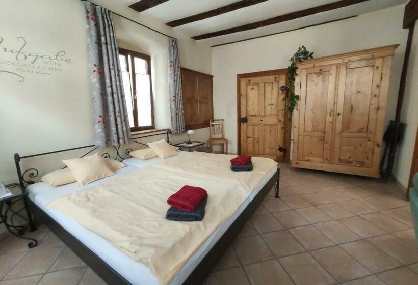 הוסטל Gutsherrenhaus