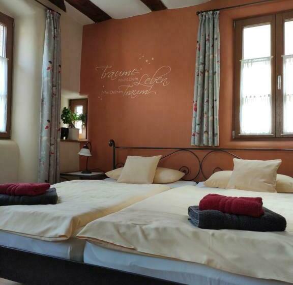 הוסטל Gutsherrenhaus