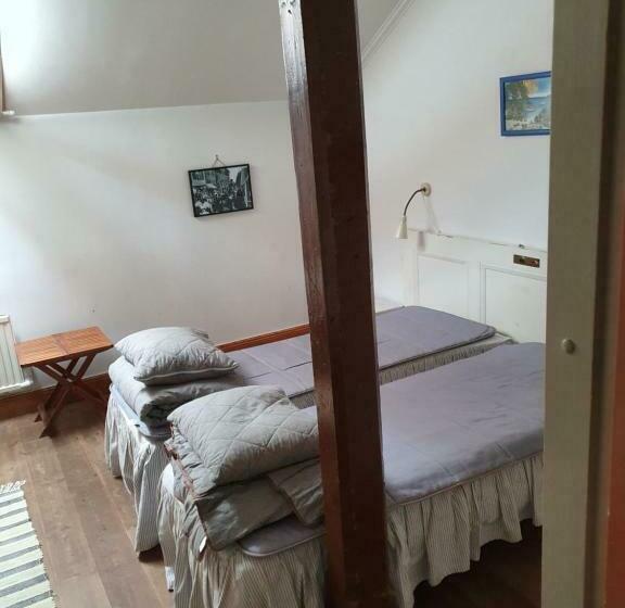 호스텔 Siaröfortet Skärgårdskrog Och Pensionat