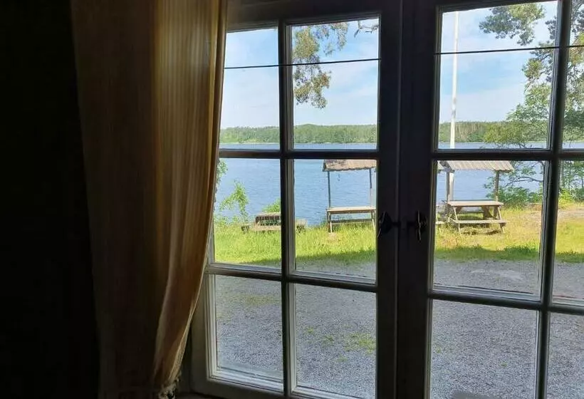 Retkeilymaja Siaröfortet Skärgårdskrog Och Pensionat