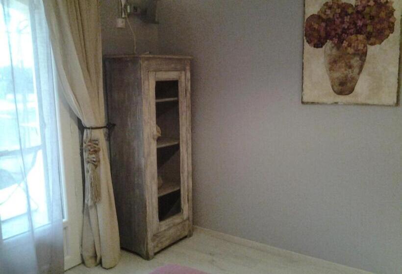 مبيت وإفطار Fleur De Garance