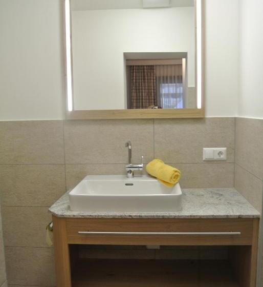 ベッドアンドブレックファースト Haus Fischer Nassfeldblick