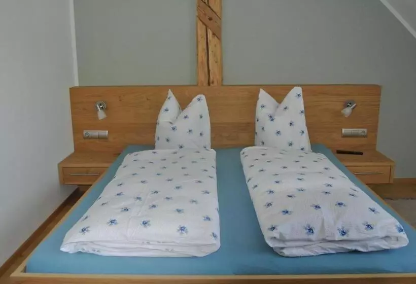 ベッドアンドブレックファースト Haus Fischer Nassfeldblick