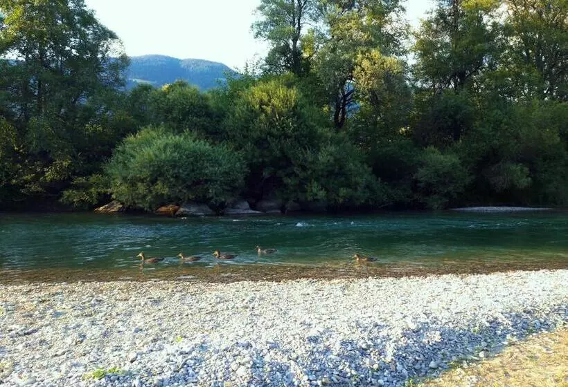 ベッドアンドブレックファースト Haus Fischer Nassfeldblick