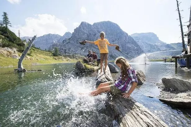 ベッドアンドブレックファースト Haus Fischer Nassfeldblick