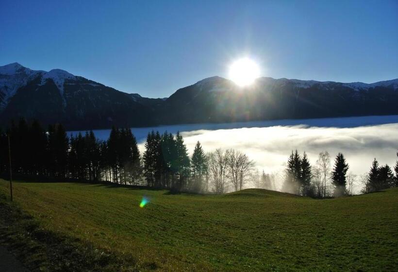 ベッドアンドブレックファースト Haus Fischer Nassfeldblick