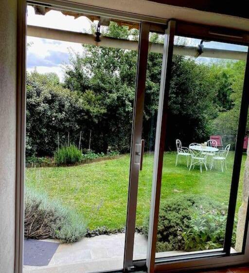 住宿加早餐  La Frapperie